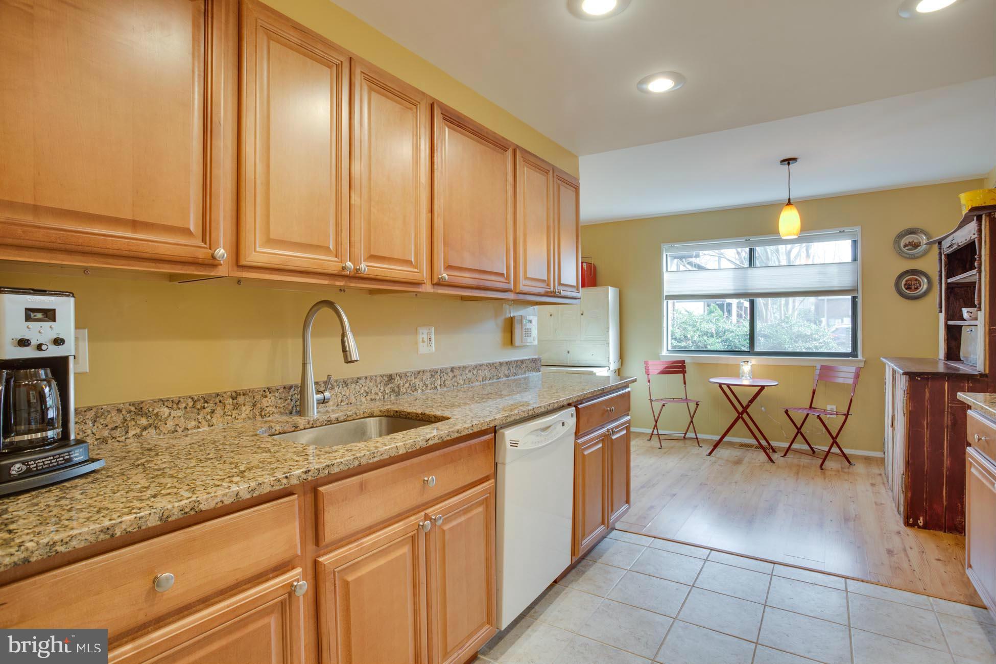 2214 Wheelwright Court Reston, VA 20191 - Photo 11 of 25 Kitchen