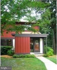 2214 Wheelwright Court Reston, VA 20191 - Photo 25 of 25 Exterior (Front)