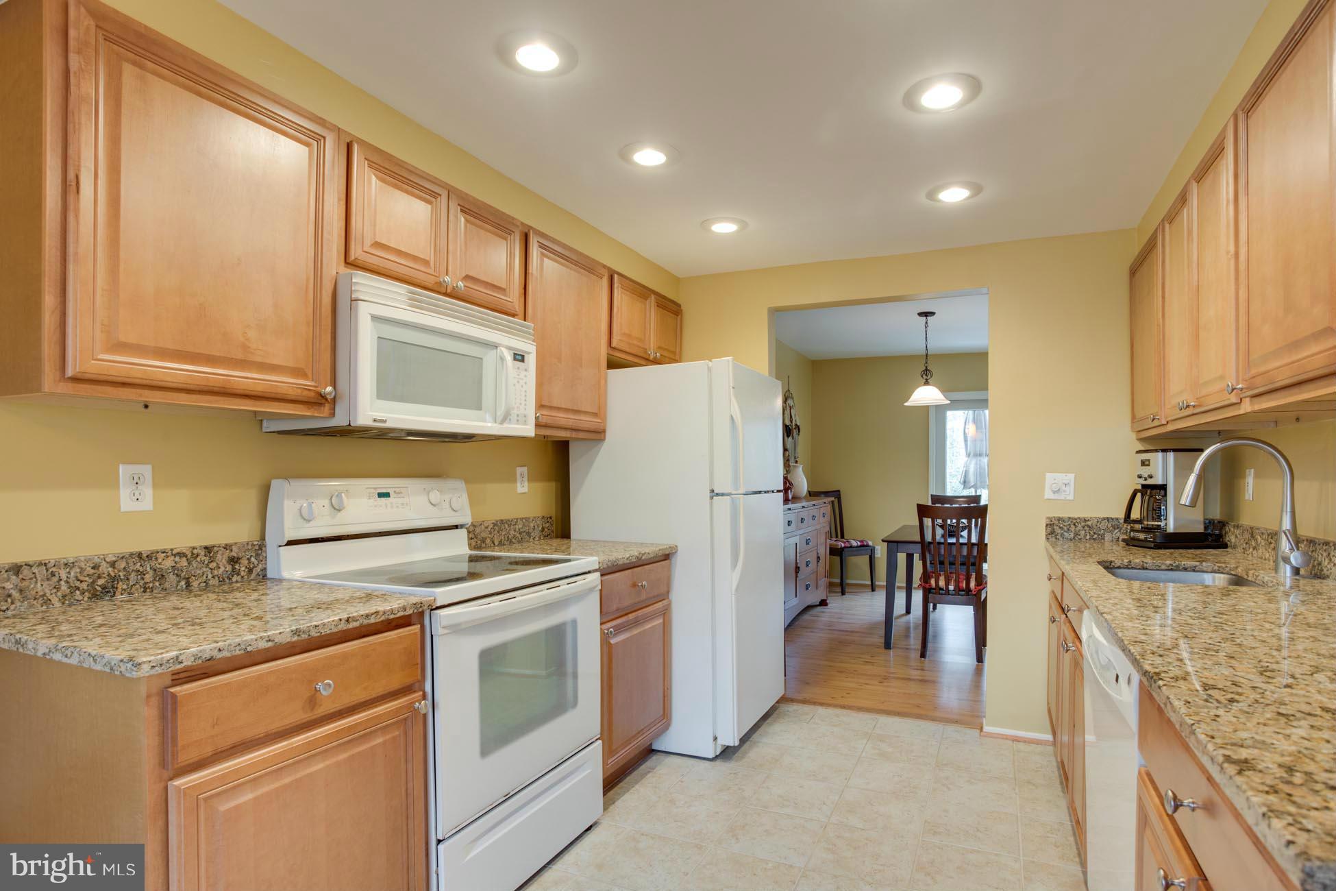 2214 Wheelwright Court Reston, VA 20191 - Photo 10 of 25 Kitchen