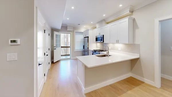 $5,100 | 161 Allston Street, Unit 5, Boston, MA 02134
