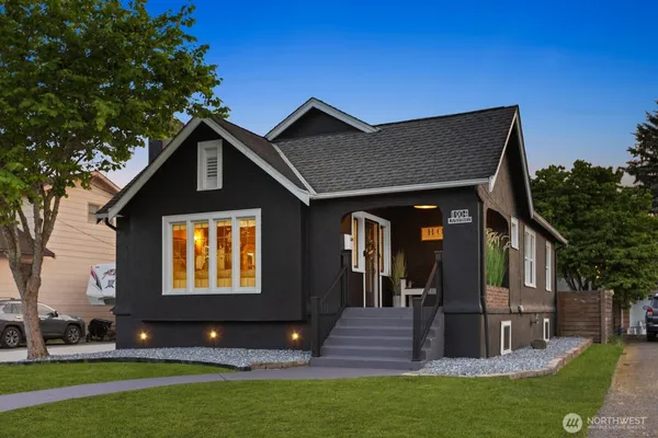 $679,500 | 1904 Lafromboise Street, Enumclaw, WA 98022