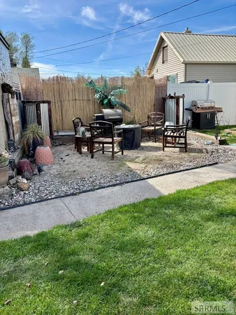 $339,000 | 305 South Park Avenue, Shelley, ID 83274