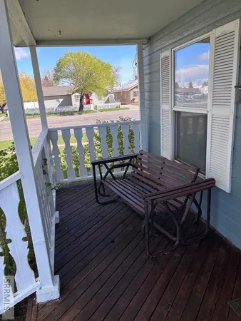 $339,000 | 305 South Park Avenue, Shelley, ID 83274