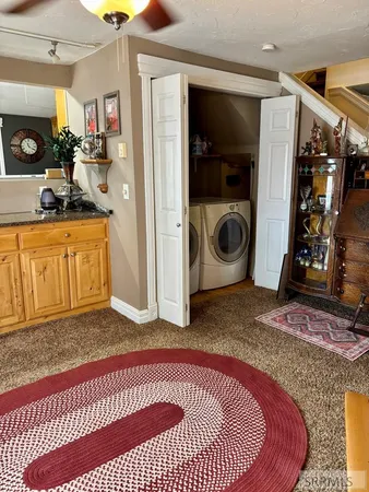 $339,000 | 305 South Park Avenue, Shelley, ID 83274