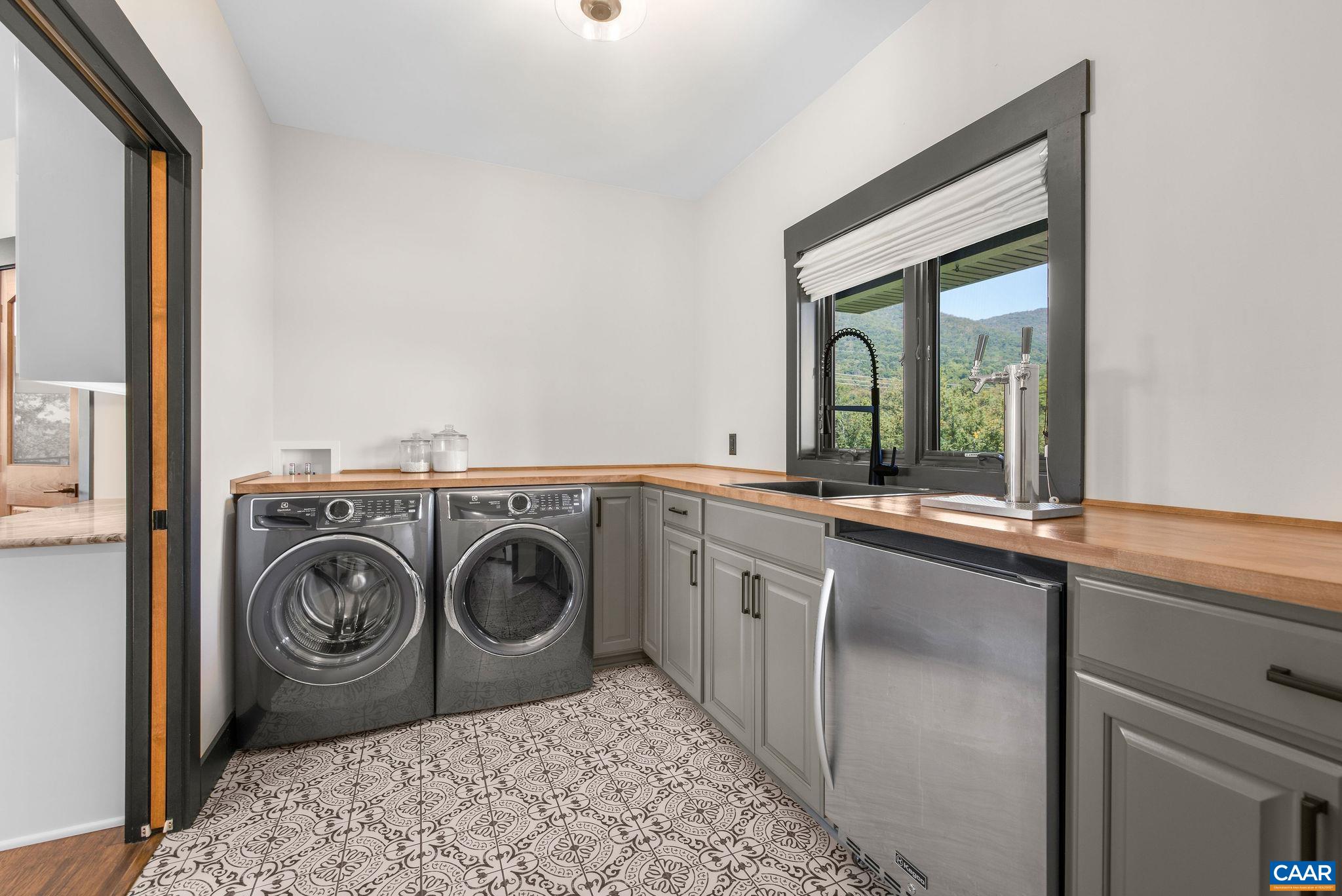 699 Hendrickson Road Pembroke, VA 24136 - Photo 35 of 69