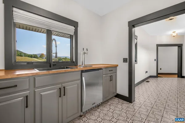 $2,295,000 | 699 Hendrickson Road, Pembroke, VA 24136