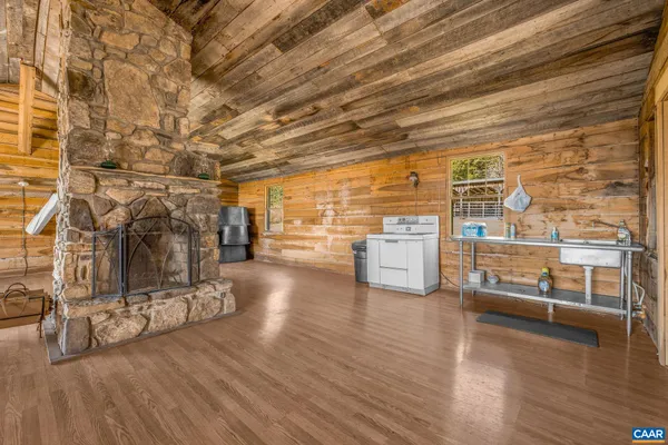 $2,295,000 | 699 Hendrickson Road, Pembroke, VA 24136