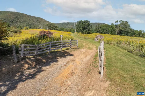 $2,295,000 | 699 Hendrickson Road, Pembroke, VA 24136