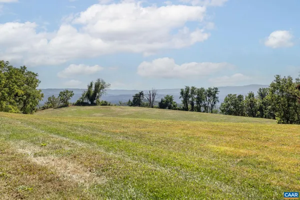 $2,295,000 | 699 Hendrickson Road, Pembroke, VA 24136