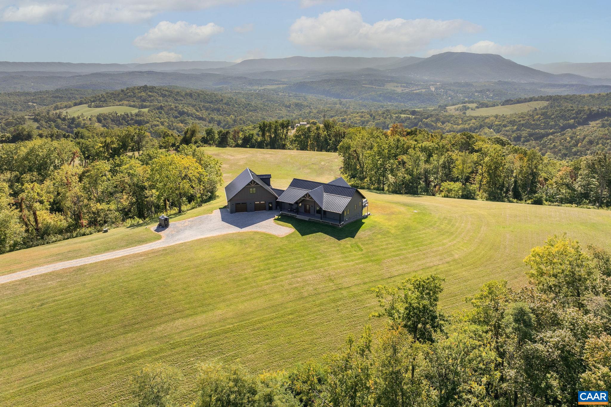 699 Hendrickson Road Pembroke, VA 24136 - Photo 7 of 69