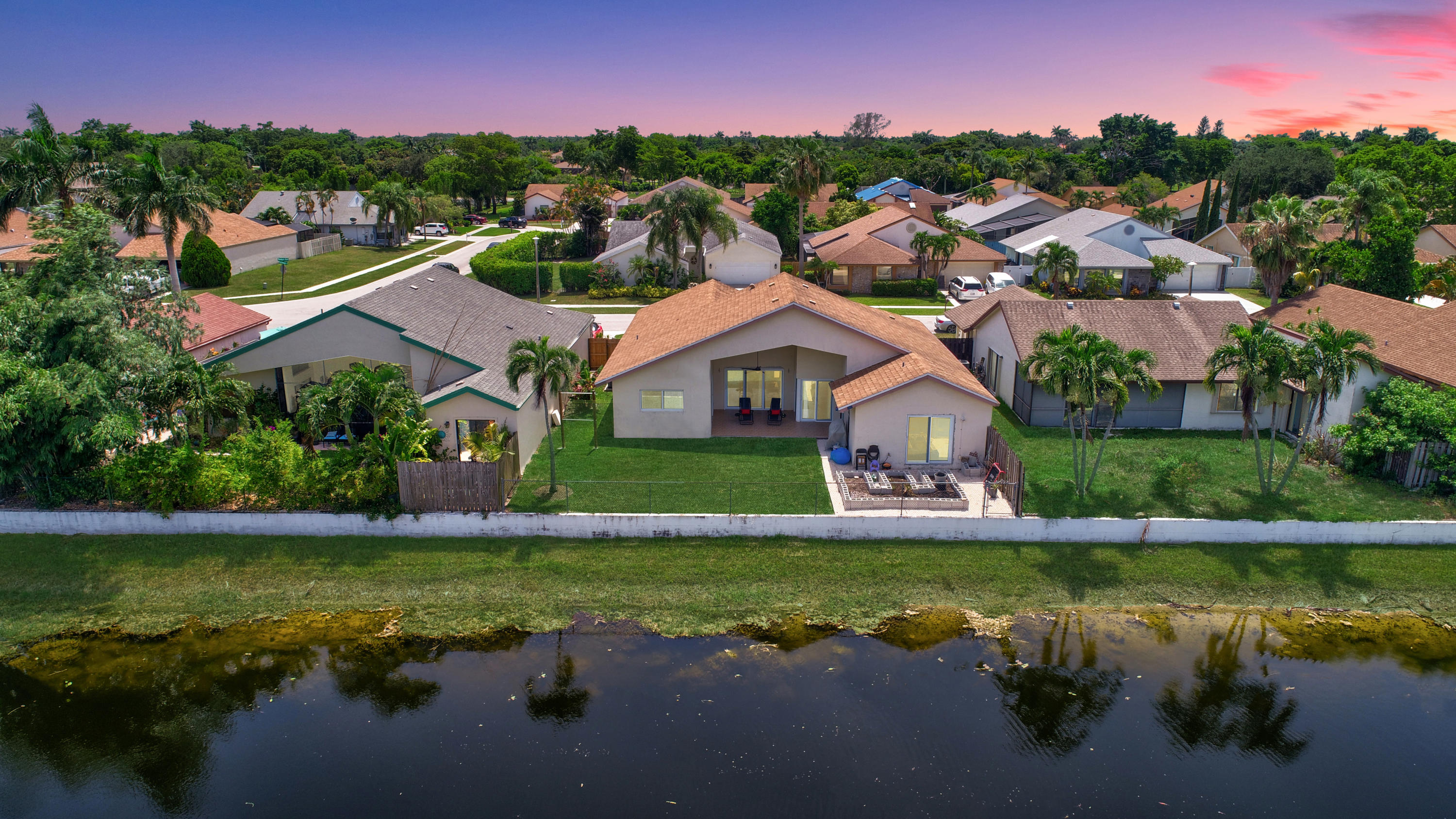 21050 Rustlewood Avenue Boca Raton, FL 33428 - Photo 37 of 44 Twilight
