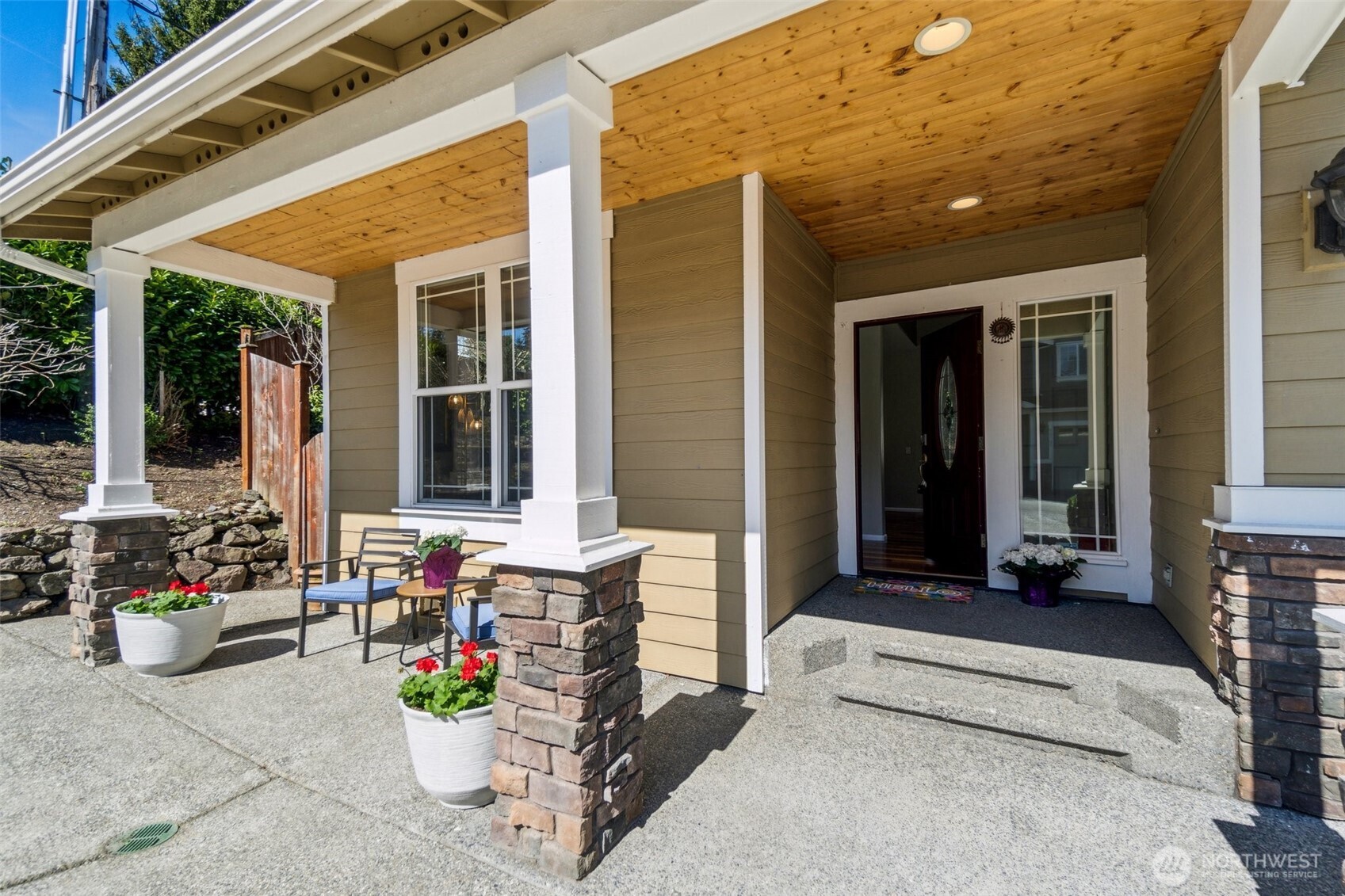 22715 9th Avenue Southeast Bothell, WA 98021 - Photo 2 of 36