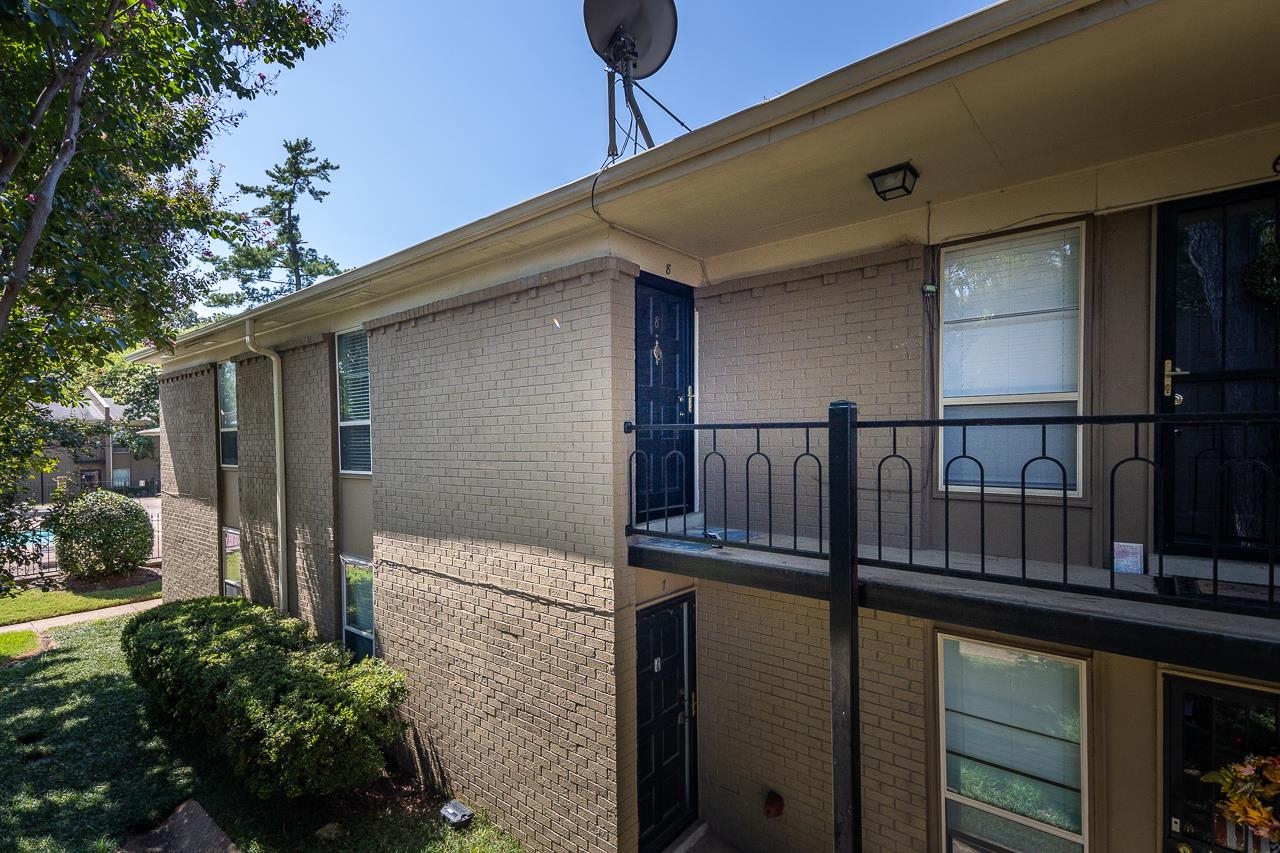 983 June Road, Unit 8 Memphis, TN 38119 - Photo 4 of 20 Gallery Image 4