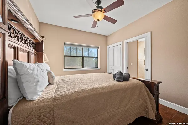 $699,900 | 852 Crossbow Drive, Canyon Lake, TX 78133