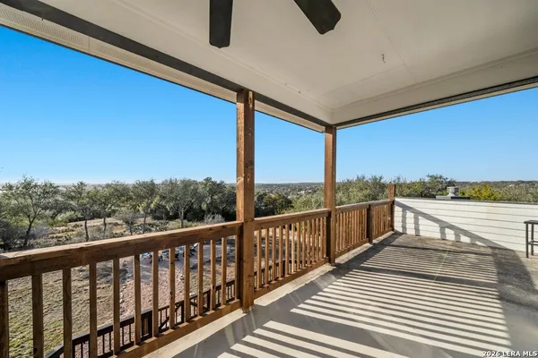 $699,900 | 852 Crossbow Drive, Canyon Lake, TX 78133