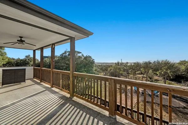 $699,900 | 852 Crossbow Drive, Canyon Lake, TX 78133