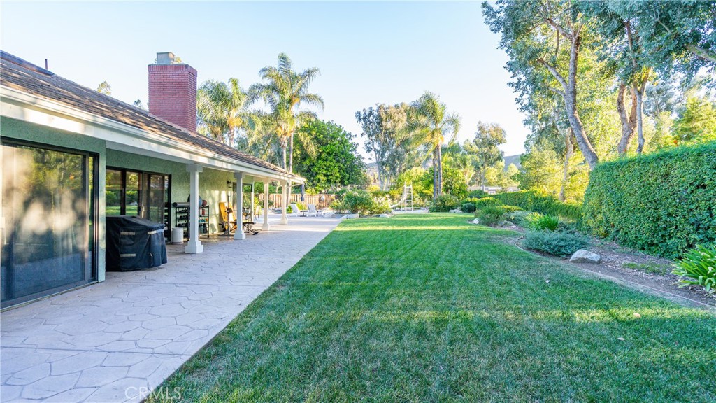 304 Chelan Court Simi Valley, CA 93065 - Photo 46 of 55