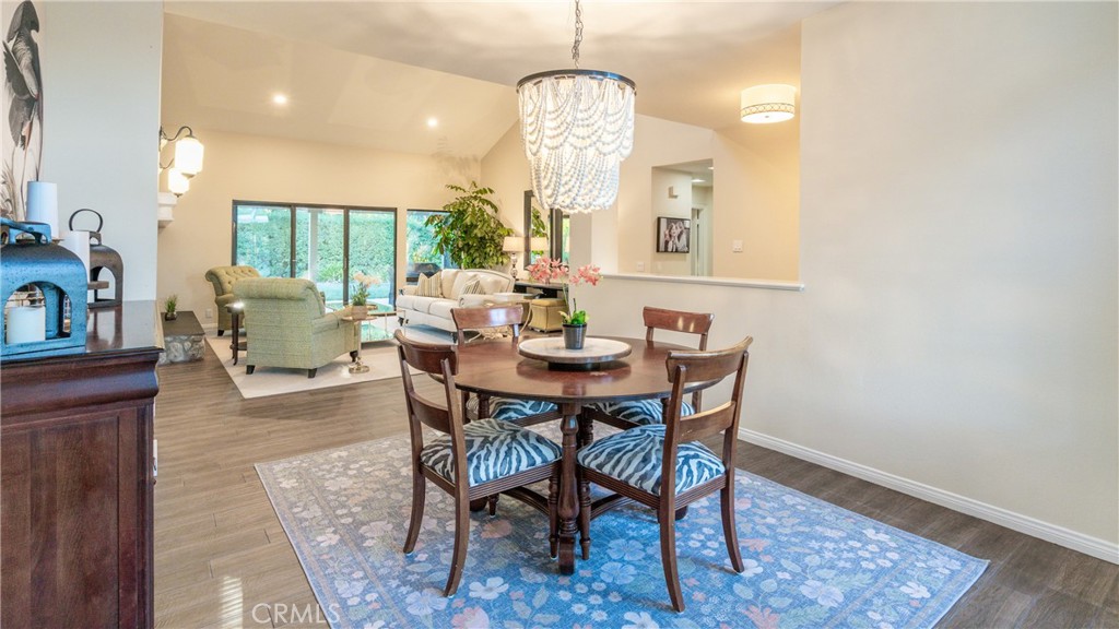 304 Chelan Court Simi Valley, CA 93065 - Photo 8 of 55