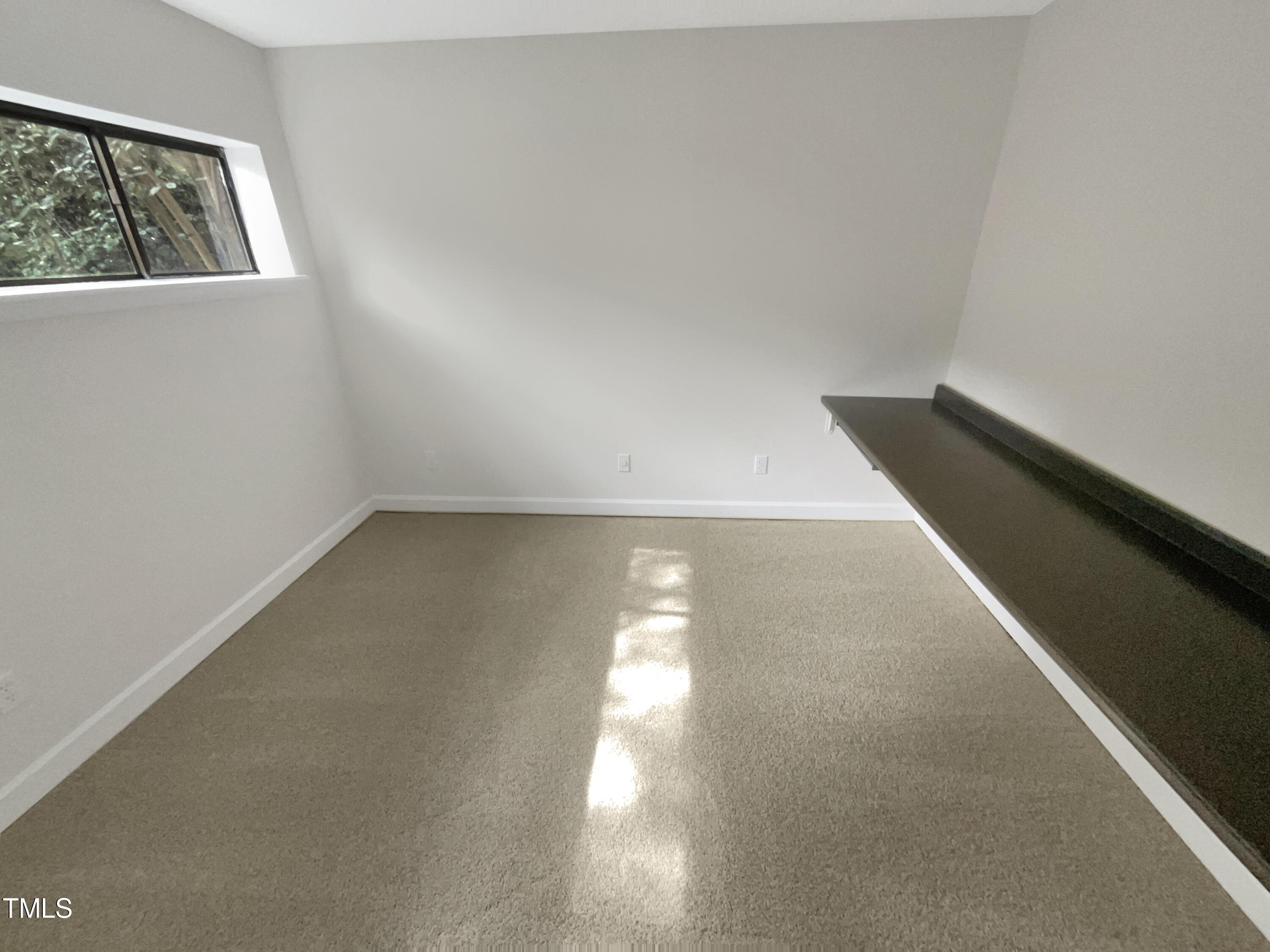 553 Pine Ridge Place Raleigh, NC 27609 - Photo 10 of 18 9