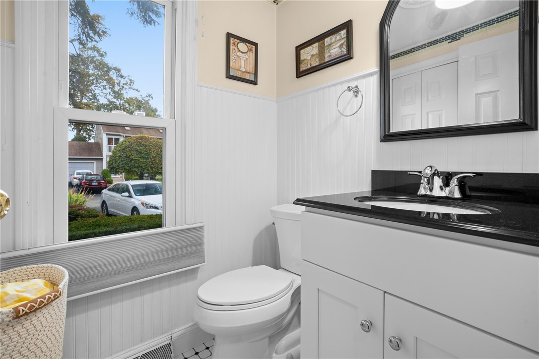 161 West Shore Road, Unit B5 Warwick, RI 02889 - Photo 19 of 29