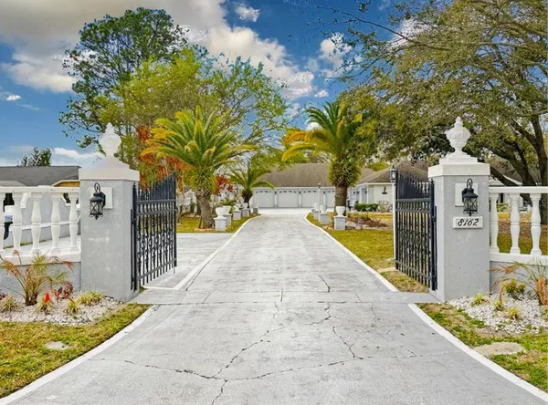 $1,179,000 | 8162 Oak Park, Orlando, FL 32819