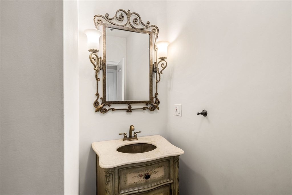 9 Grandview Road North Reading, MA 01864 - Photo 17 of 42 Gallery Image 17