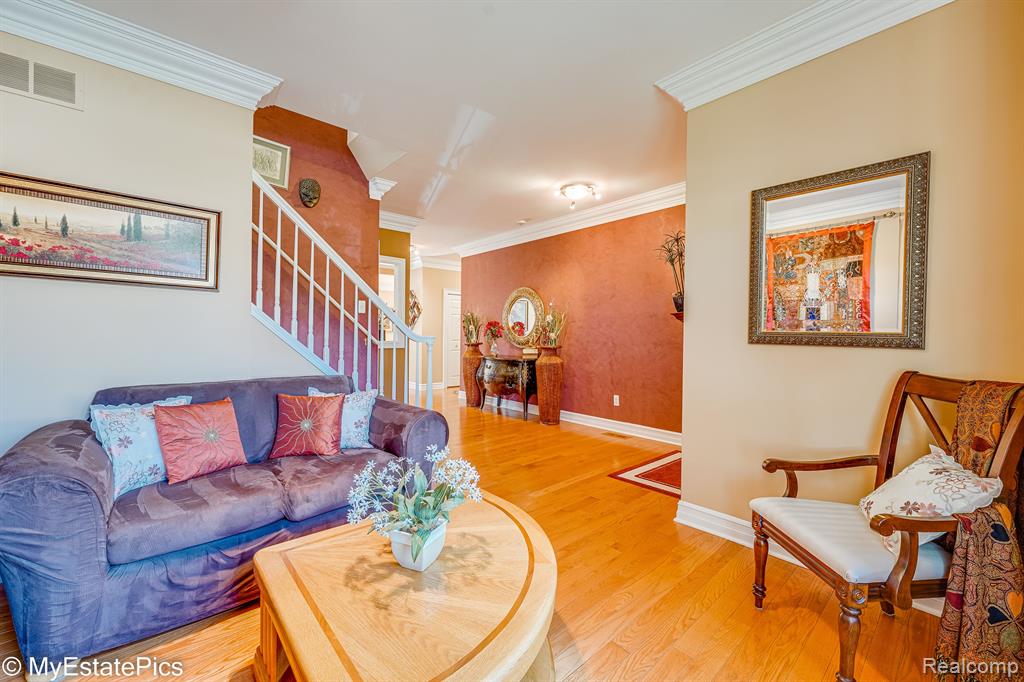 3526 Everett Drive Rochester Hills, MI 48307 - Photo 7 of 64