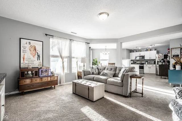 $289,999 | 8254 South Midnight Drive, Pendleton, IN 46064