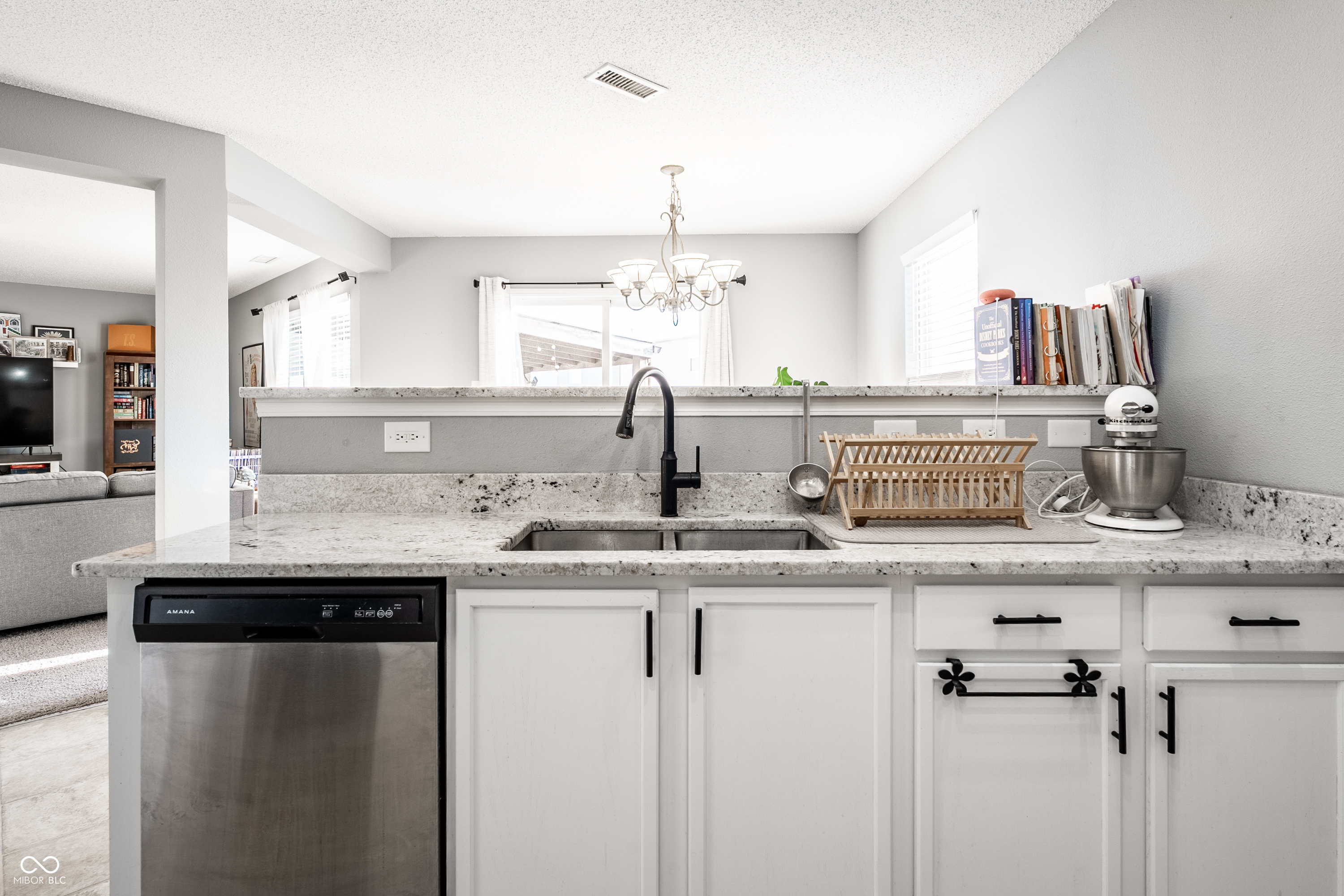 8254 South Midnight Drive Pendleton, IN 46064 - Photo 18 of 37