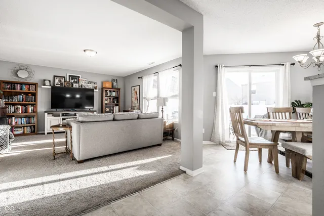 $289,999 | 8254 South Midnight Drive, Pendleton, IN 46064