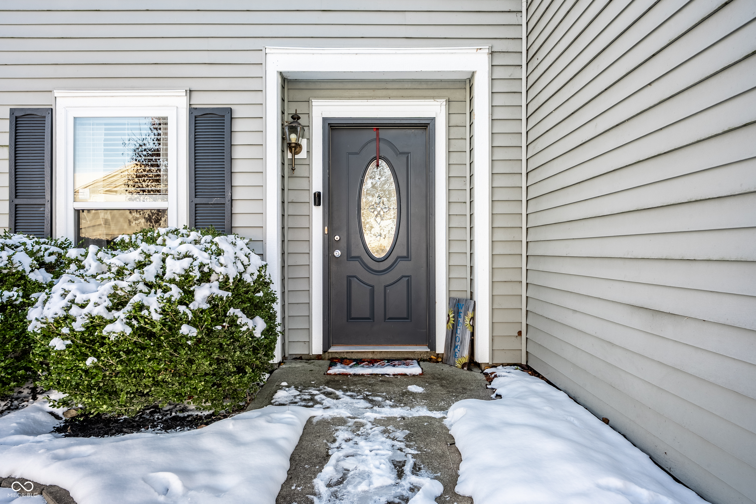 8254 South Midnight Drive Pendleton, IN 46064 - Photo 3 of 34