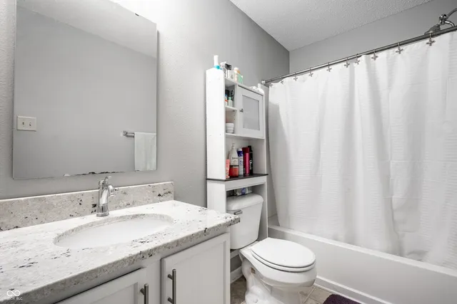 $289,999 | 8254 South Midnight Drive, Pendleton, IN 46064