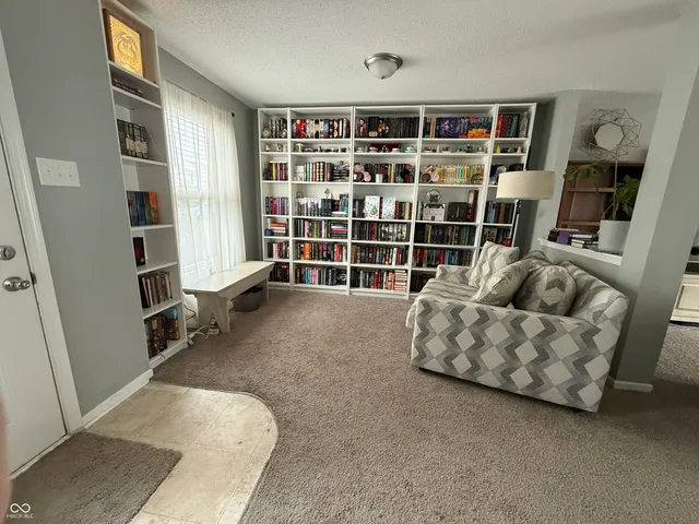 $289,999 | 8254 South Midnight Drive, Pendleton, IN 46064