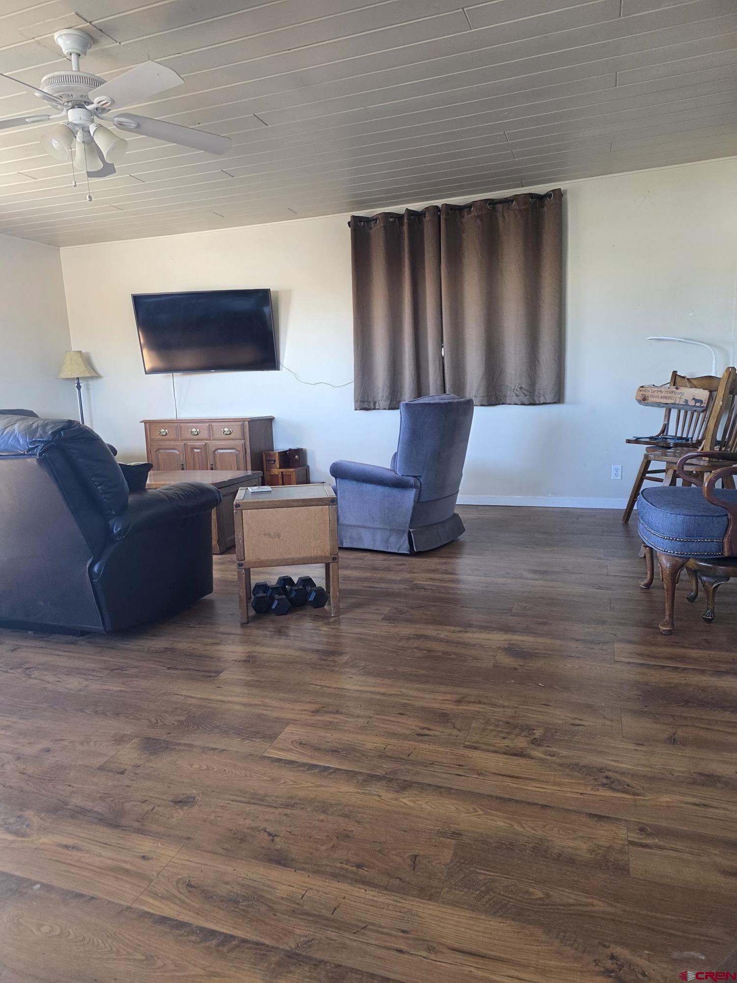 62500 Lasalle Road Montrose, CO 81403 - Photo 8 of 15 a living room with furniture
