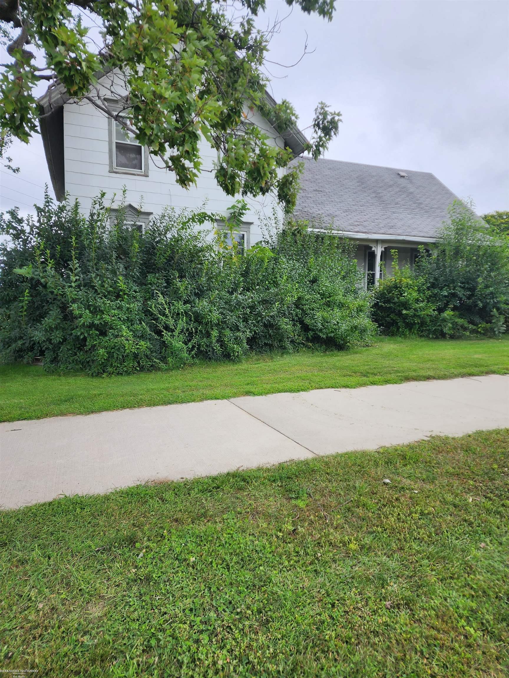 18075 21 Mile Road Macomb, MI 48044 - Photo 2 of 30 50121303-1.JPG