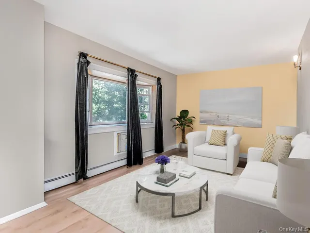 $879,000 | 1035 Bryant Avenue | Foxhurst