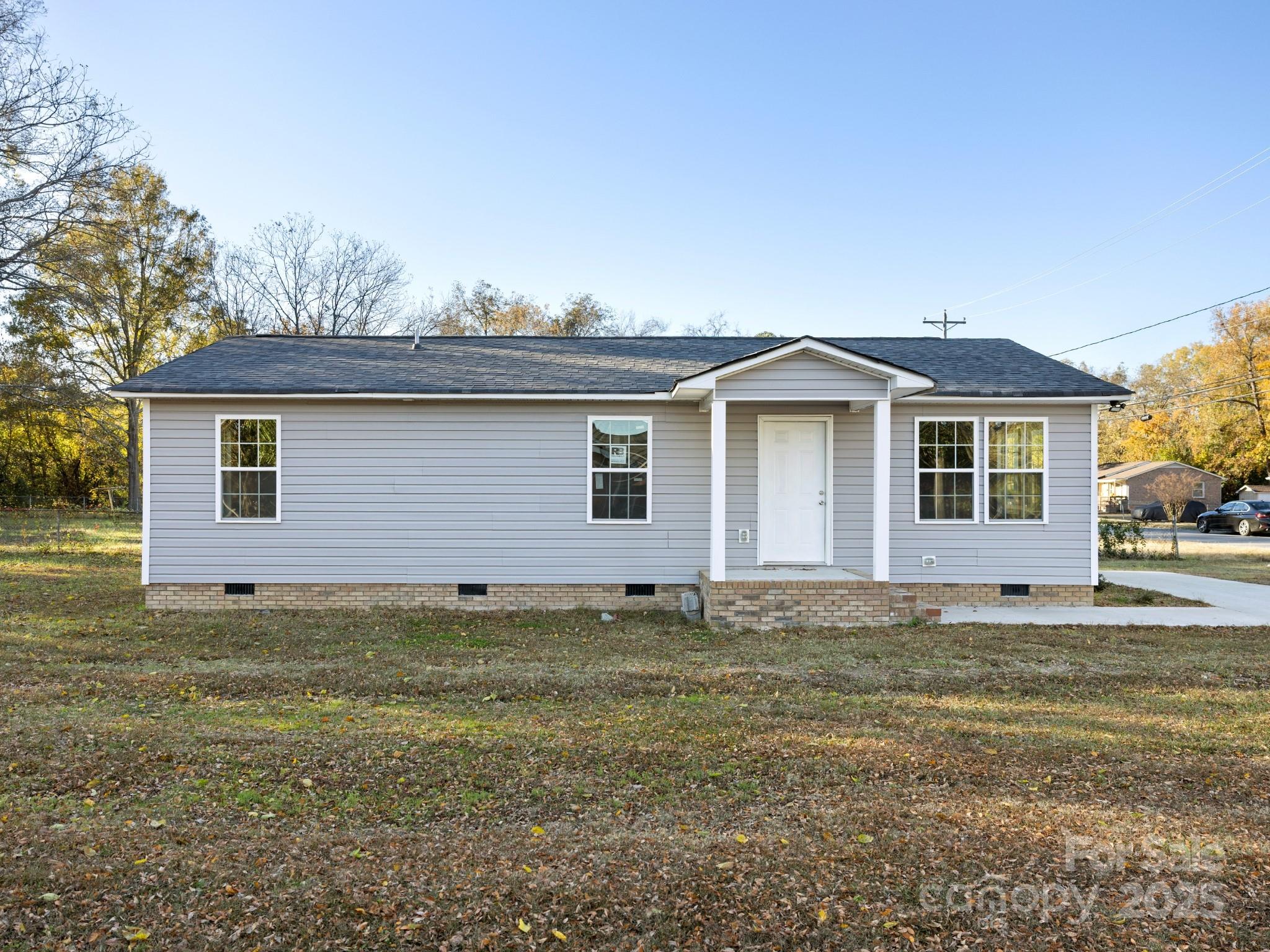 552 Locust Street Rock Hill, SC 29730 - Photo 23 of 24 a view of a house with a yard