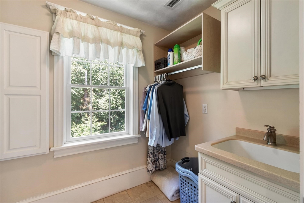 24 Mill Road Wilmington, MA 01887 - Photo 21 of 42