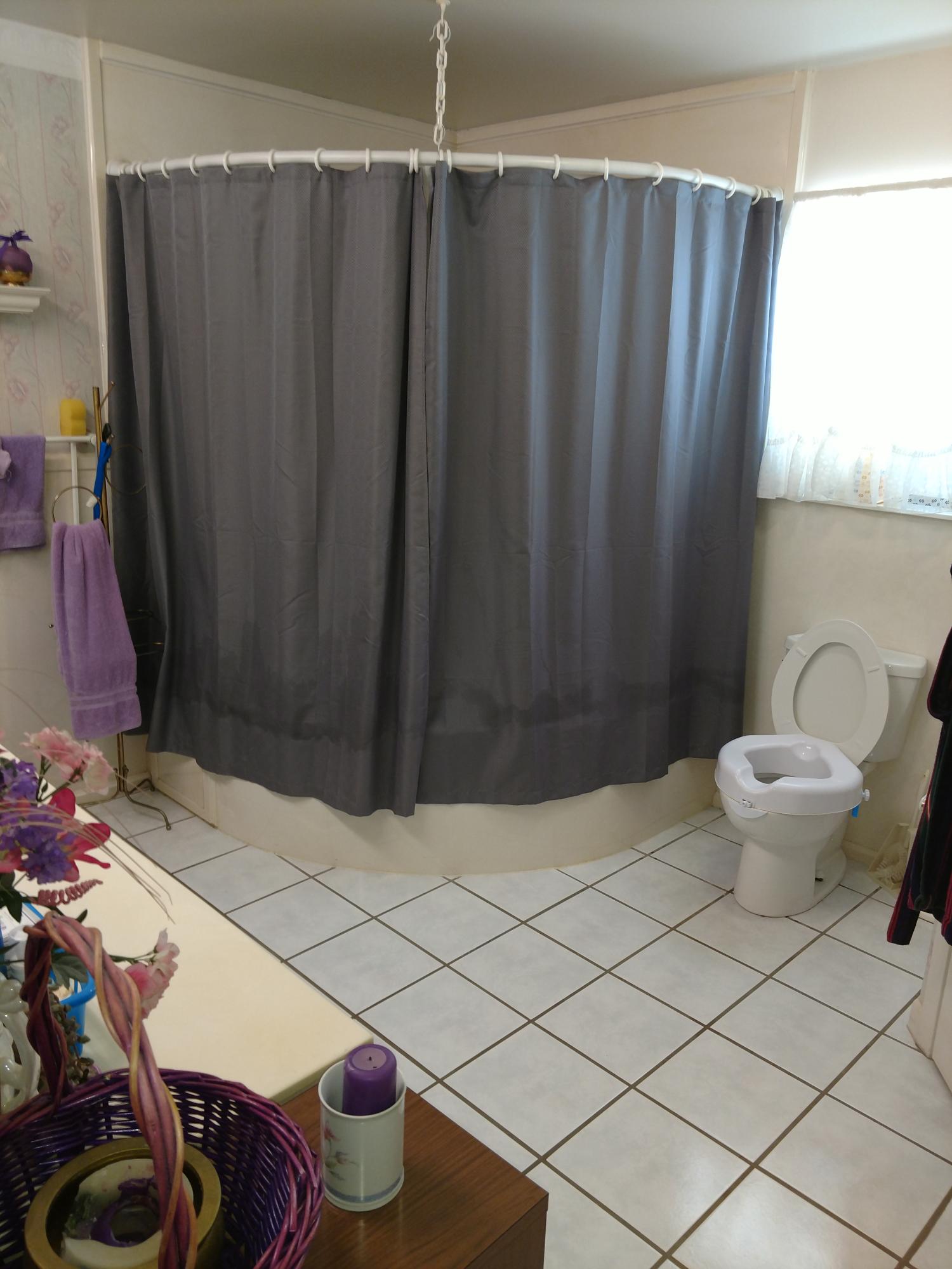 27 Choctawhatchee Road Southeast Fort Walton Beach, FL 32548 - Photo 17 of 20 a bathroom with a sink toilet and shower