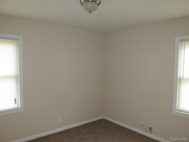 25815 Hayes Road Warren, MI 48089 - Photo 19 of 21 IMG_1304.jpg