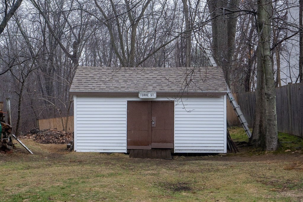 41 Torre Street Reading, MA 01867 - Photo 13 of 17 Gallery Image 13