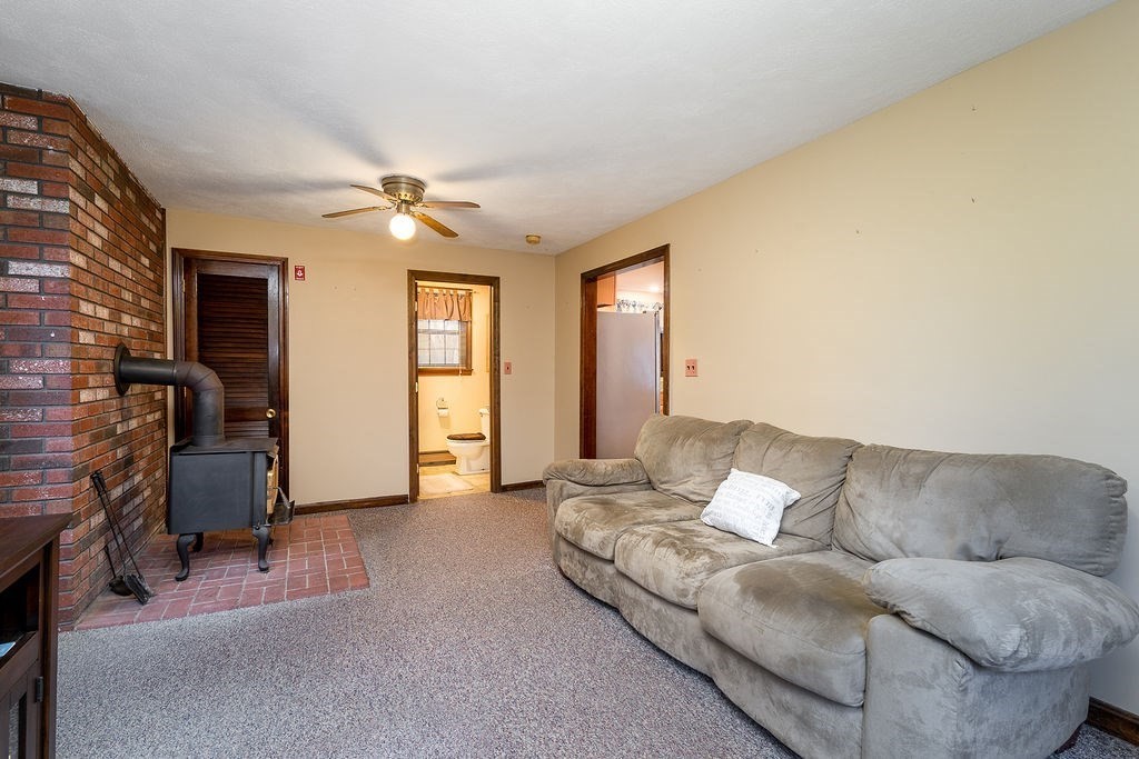 41 Torre Street Reading, MA 01867 - Photo 8 of 17 Gallery Image 8