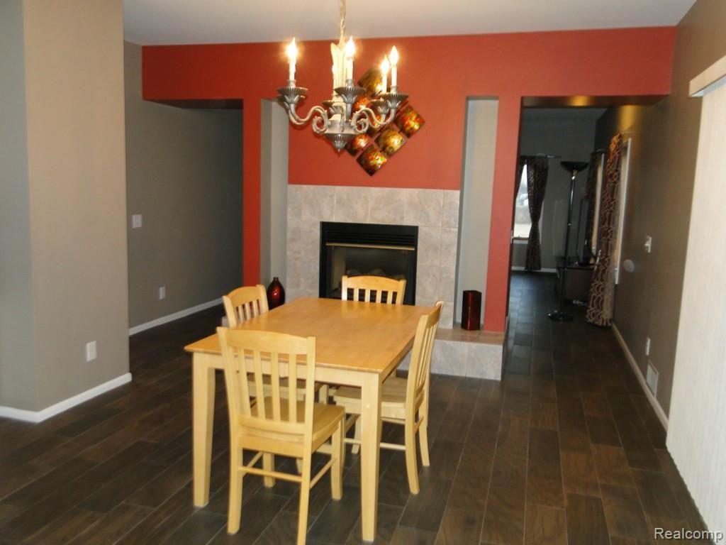 Eat in Kitchen