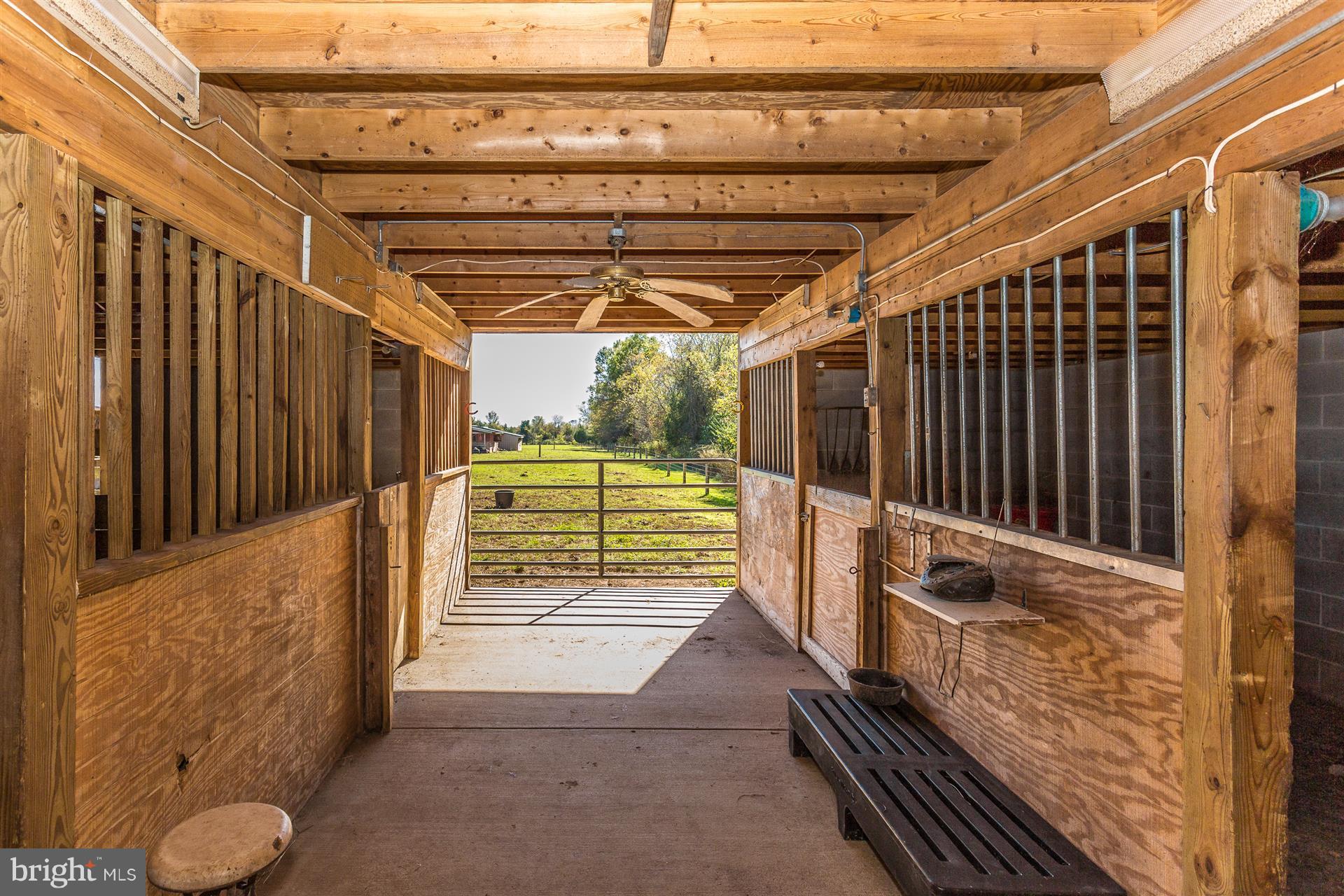 9277 Appolds Road Rocky Ridge, MD 21778 - Photo 24 of 30 Stalls