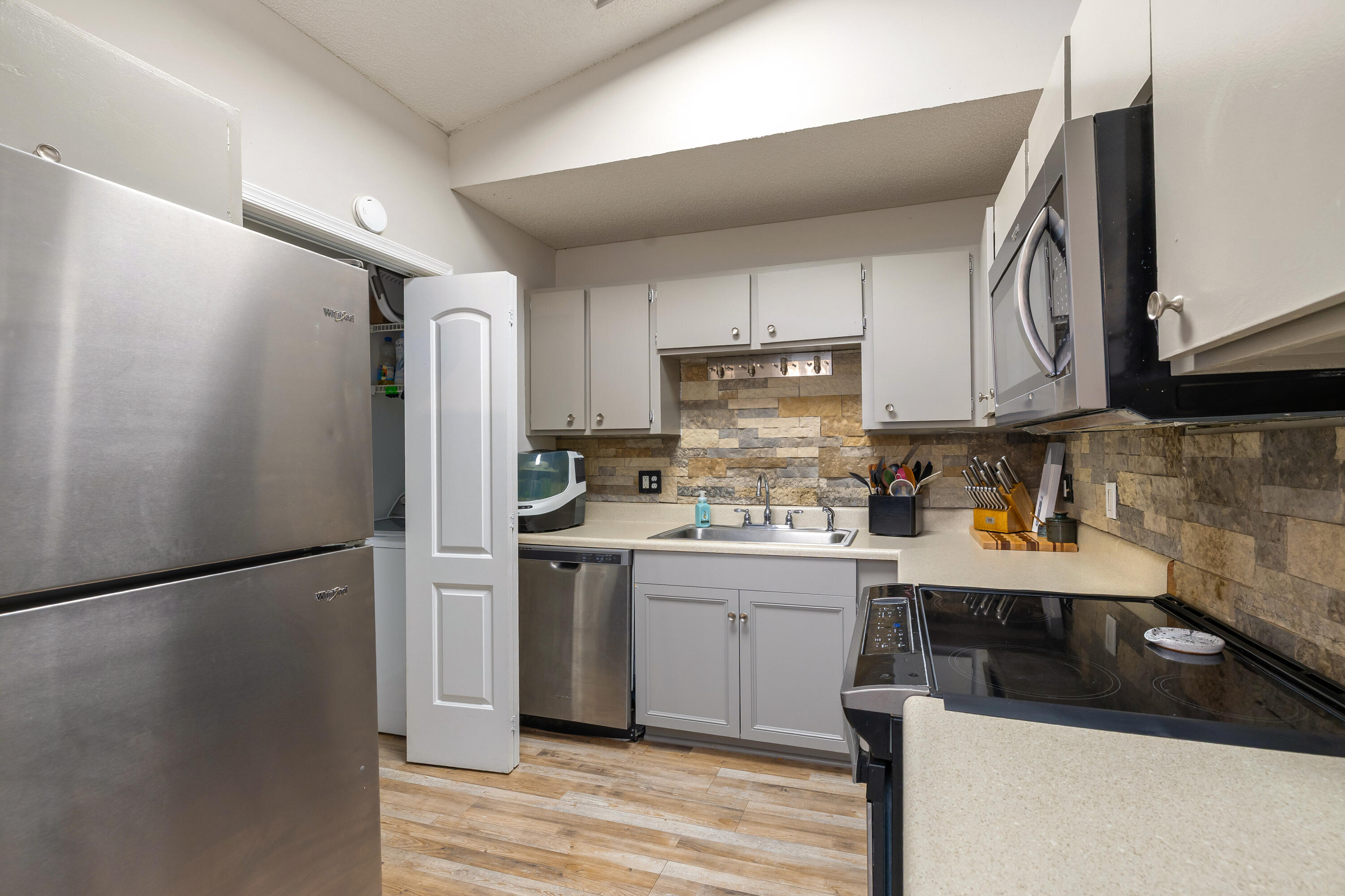 236 Hunters Road Hopkins, SC 29061 - Photo 7 of 23 Gallery Image 7