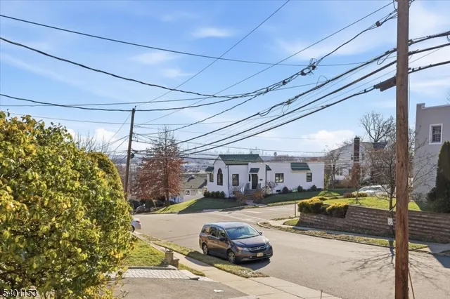 a car parked in front of a building