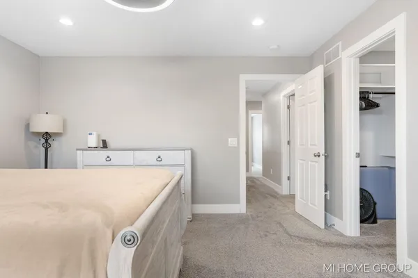 $389,900 | 11887 Quincy Meadow Drive, Holland, MI 49424