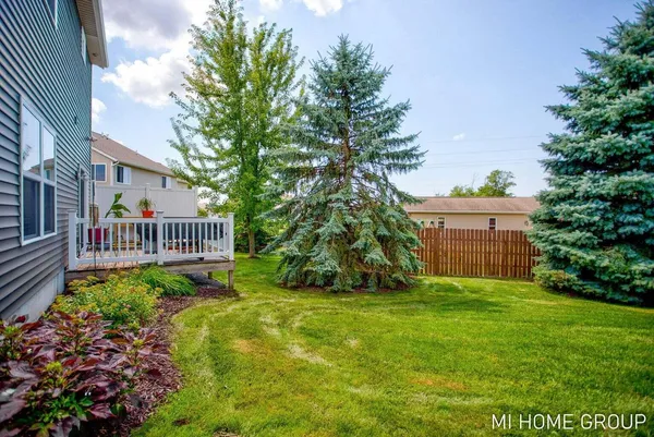 $389,900 | 11887 Quincy Meadow Drive, Holland, MI 49424