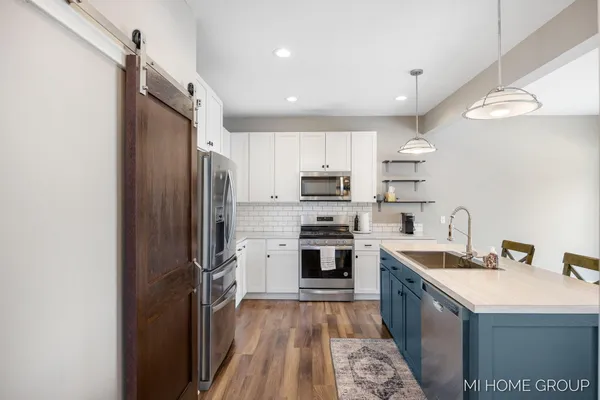$389,900 | 11887 Quincy Meadow Drive, Holland, MI 49424