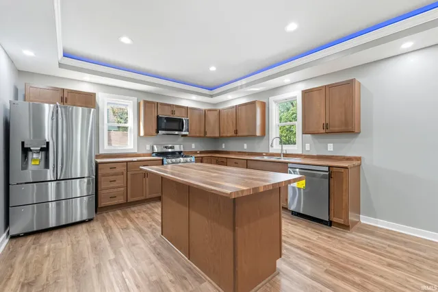 $284,900 | 1040 Delaware Avenue, Fort Wayne, IN 46805